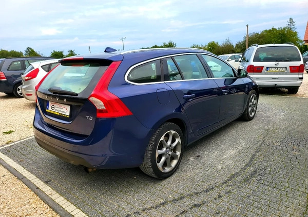 Volvo V60 cena 37500 przebieg: 191200, rok produkcji 2012 z Szepietowo małe 352